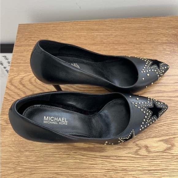 Michael Kors SIA Pump Leather Starry Night Size 6.5 - Picture 3 of 10